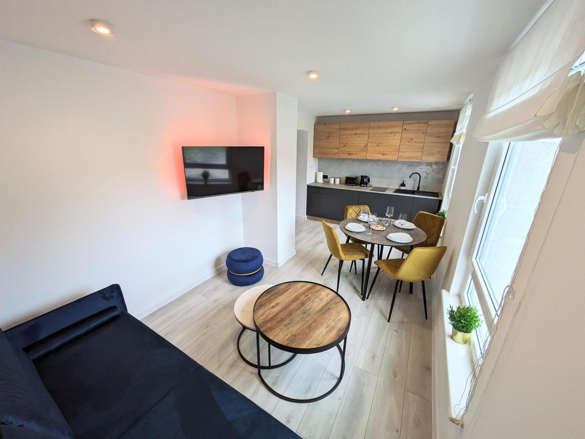 Apartment White Shell